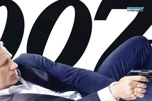Džejms Bond 007
