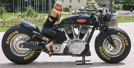 Gigantski motocikl 3