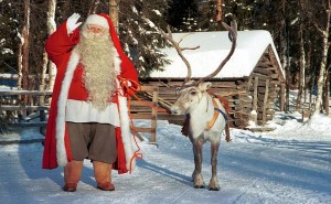 Najlepše slike Deda Mraza na sankama sa poklonima i irvasima