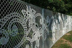 Prednosti žičane ograde i kapije za dvorište