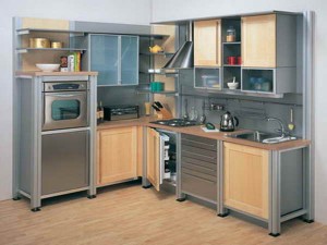Ugaone kuhinje dobro su rešenje za mali prostor i potkrovlje